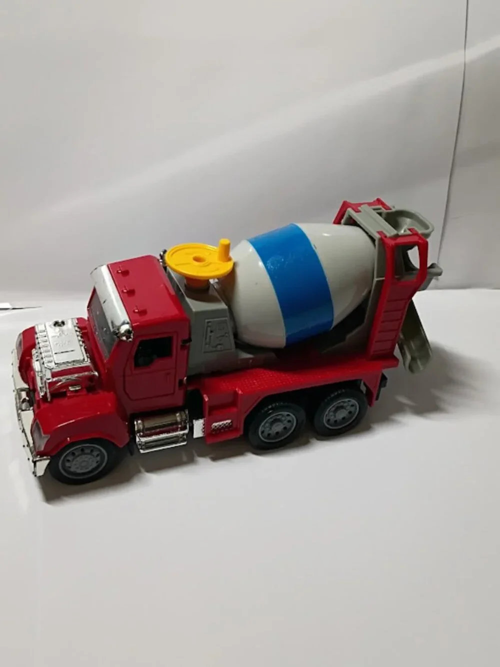 Driven by Battat Toy Cement Truck with Lights and Sounds works good